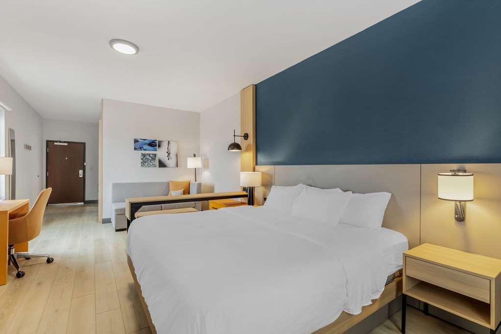 Comfort Suites Cheyenne Room photo